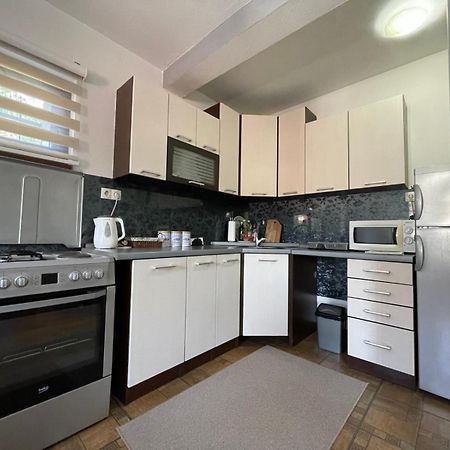 Apartman Ami SJJ Exterior photo
