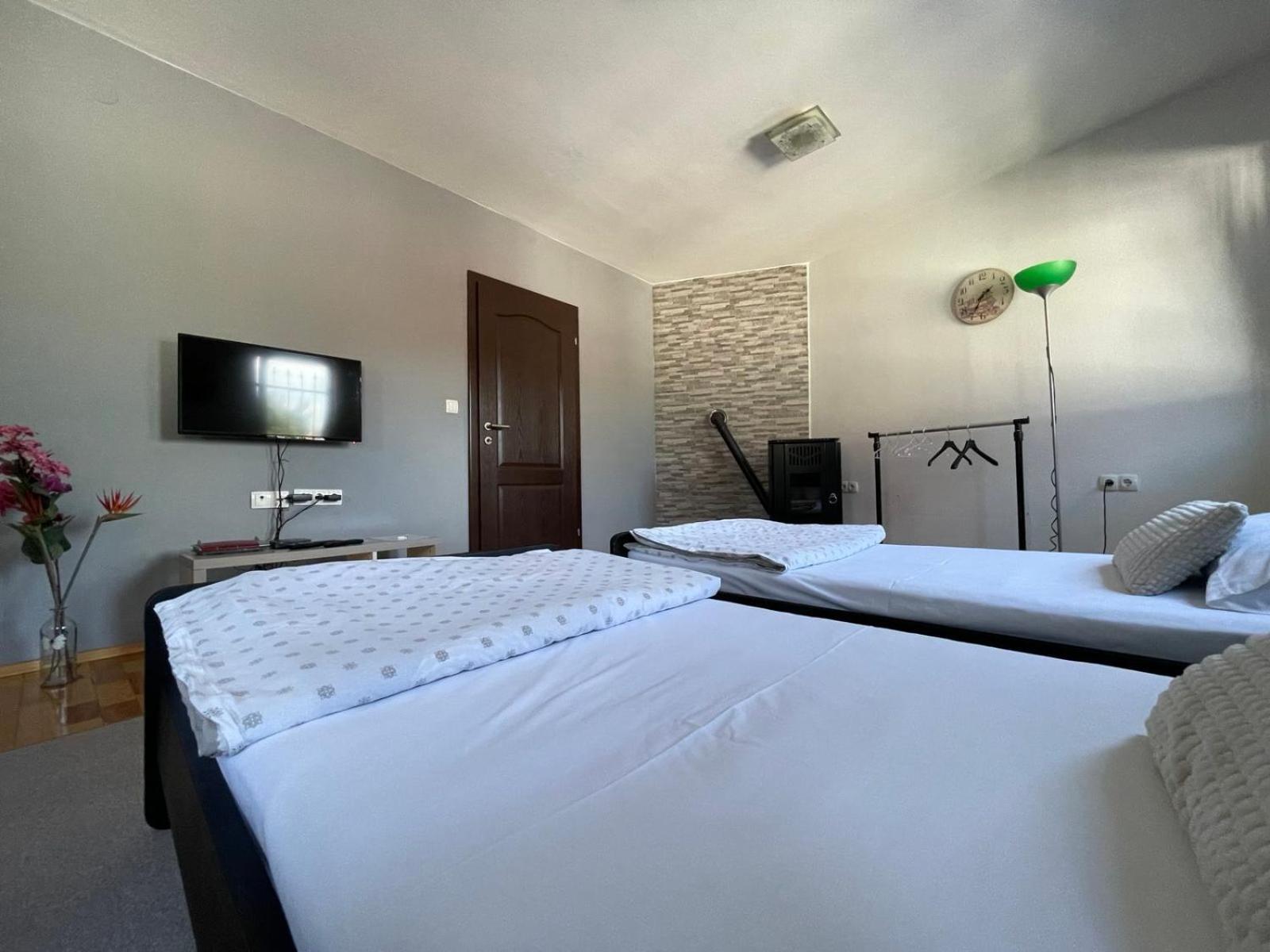 Apartman Ami SJJ Exterior photo